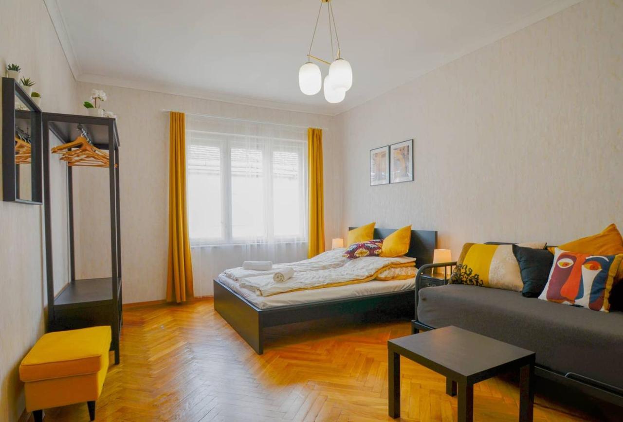 Lonyay Gellert View 2Br Apartment Budapest Exterior photo